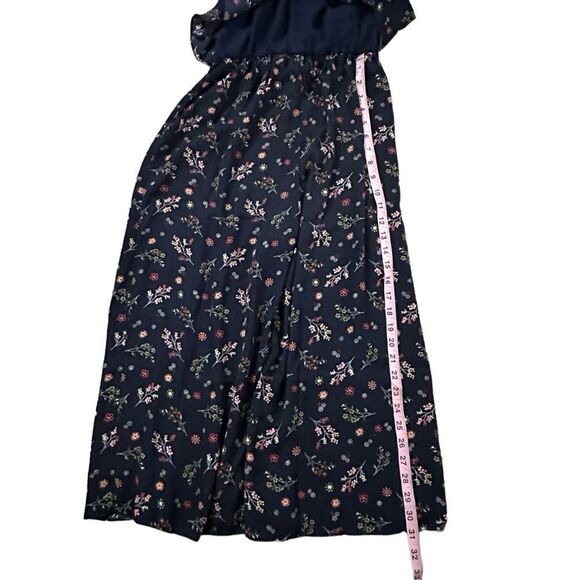 Everly ~ Navy Floral ~ Halter Jumpsuit ~ size Medium ~ dropped inseam - Picture 11 of 14